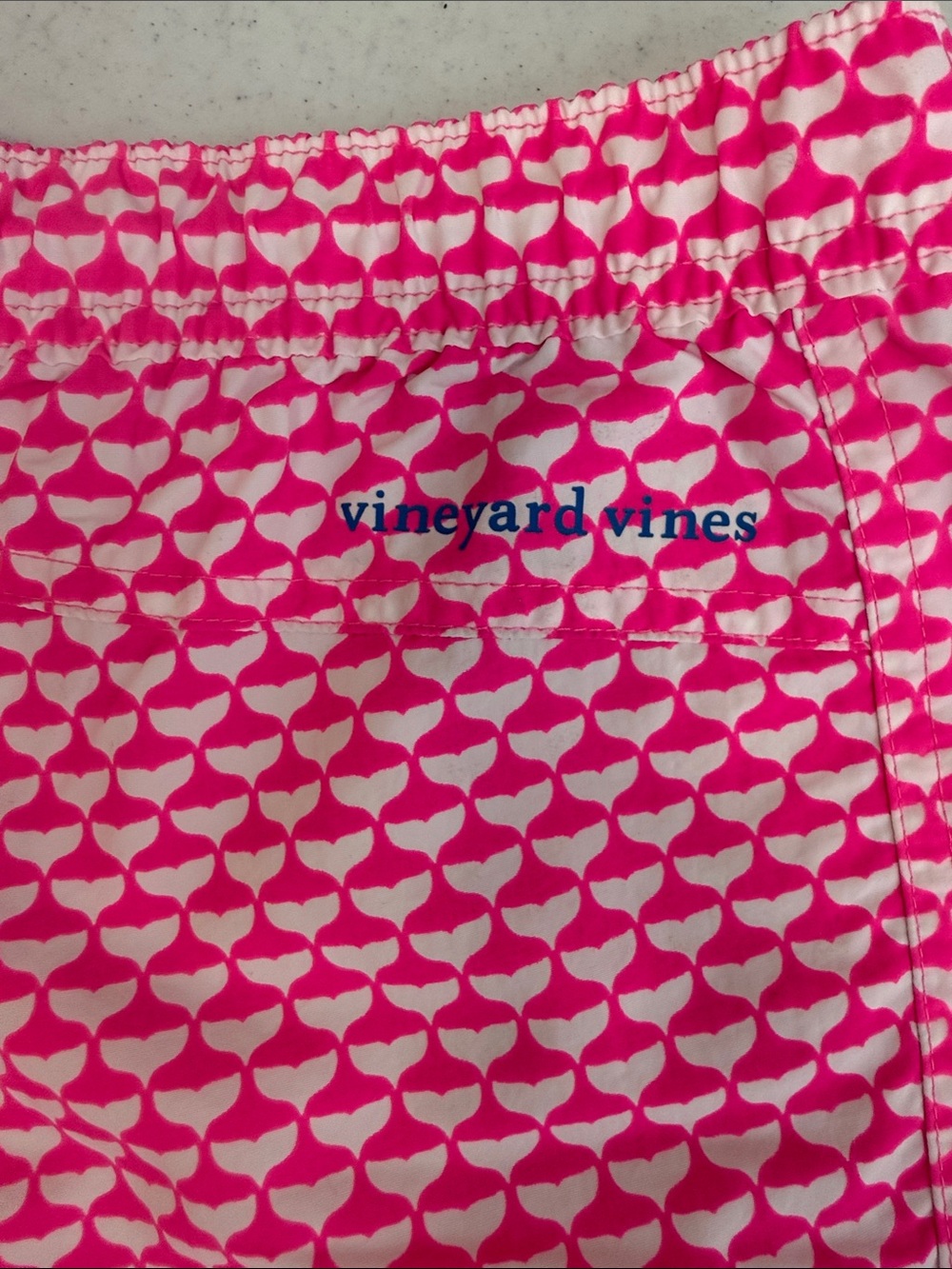 Vineyard Vines Pink Whale-Print Women’s Shorts - Picture 3 of 8
